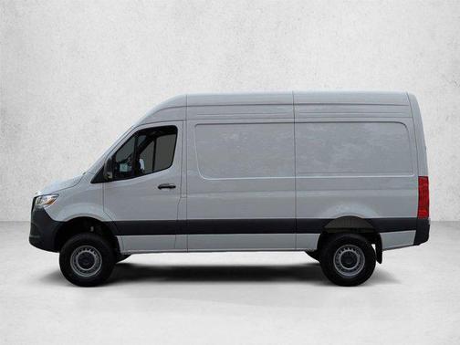Arctic White 2026 Mercedes-Benz Sprinter 2500 Standard Roof
