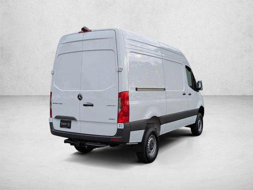 Arctic White 2026 Mercedes-Benz Sprinter 2500 Standard Roof