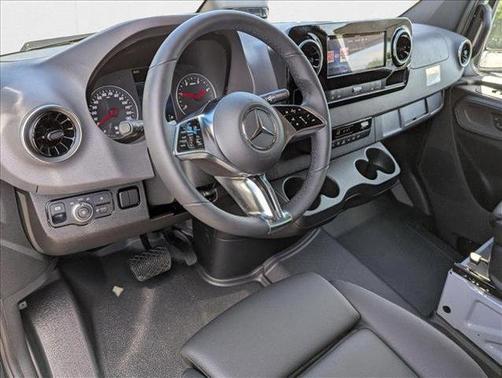 2025 Mercedes-Benz Sprinter 2500 Standard Roof
