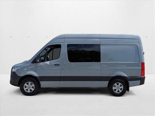 2025 Mercedes-Benz Sprinter 2500 Standard Roof