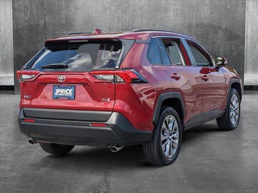 2022 Toyota RAV4 XLE Premium
