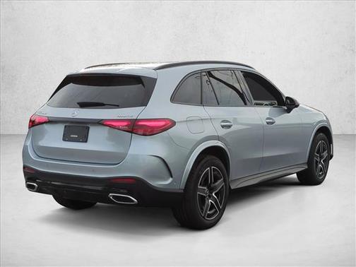 Cirrus Silver Metallic 2024 Mercedes-Benz GLC 300 4MATIC