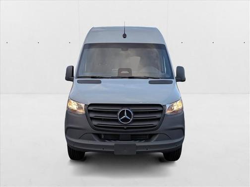 2025 Mercedes-Benz Sprinter 2500 Standard Roof