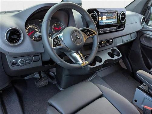 2025 Mercedes-Benz Sprinter 2500 Standard Roof