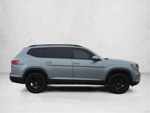 2022 Volkswagen Atlas 3.6L SE w/Technology
