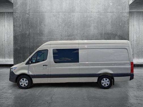 2025 Mercedes-Benz Sprinter 2500 High Roof