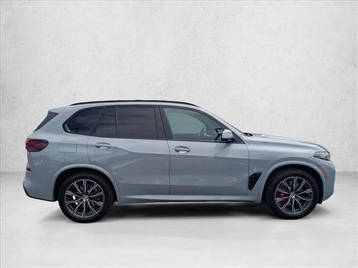 Brooklyn Grey Metallic 2026 BMW X5 xDrive40i