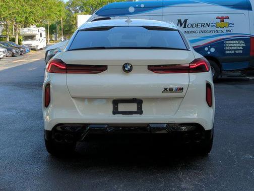 Alpine White 2021 BMW X6 M Sports Activity Coupe