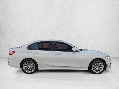 Alpine White 2023 BMW 330 330i
