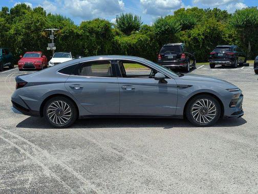 Transmission Blue 2024 Hyundai SONATA Hybrid Limited