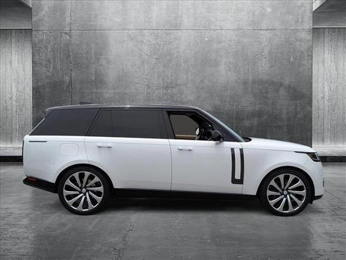 2024 Land Rover Range Rover P530 Autobiography