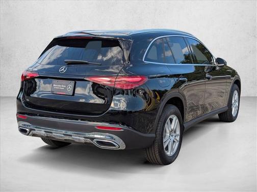 2026 Mercedes-Benz GLC 300 Base