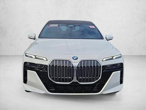 2025 BMW 740 xDrive