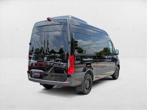 2025 Mercedes-Benz Sprinter 2500 Standard Roof