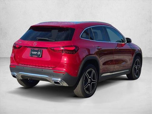 MANUFAKTUR Patagonia Red Metallic 2026 Mercedes-Benz GLA 250 4MATIC