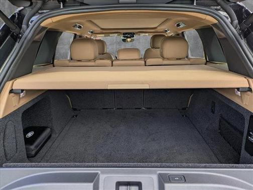 2023 Land Rover Range Rover P530 SE