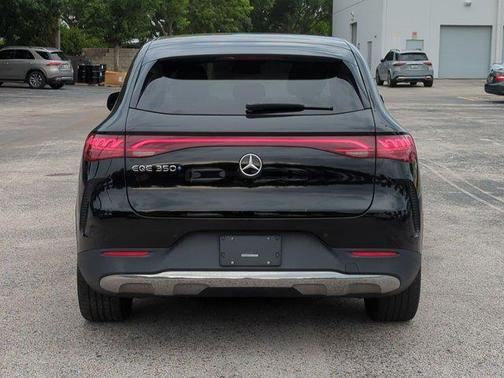 Obsidian Black Metallic 2023 Mercedes-Benz EQE 350+ Base