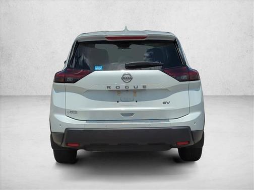 Everest White Pearl 2024 Nissan Rogue SV