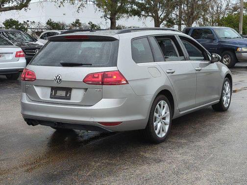 2017 Volkswagen Golf SportWagen TSI SE