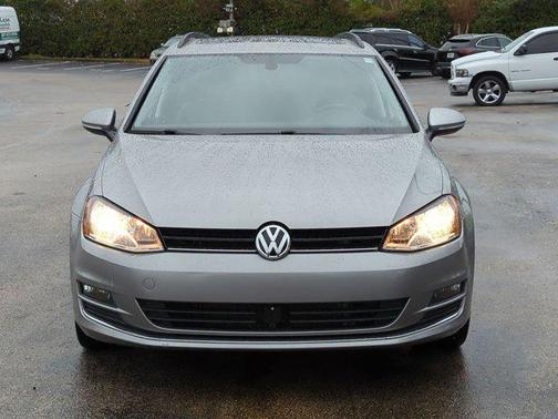 2017 Volkswagen Golf SportWagen TSI SE