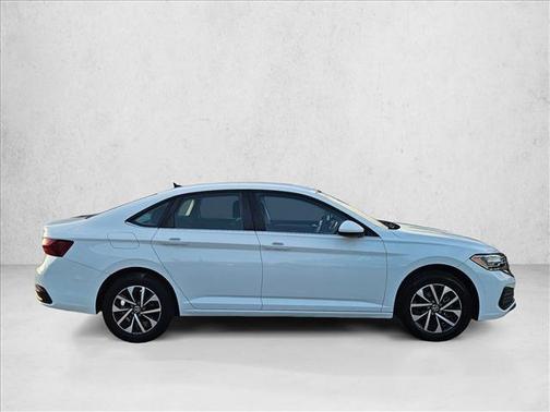 Pure White 2022 Volkswagen Jetta 1.5T S