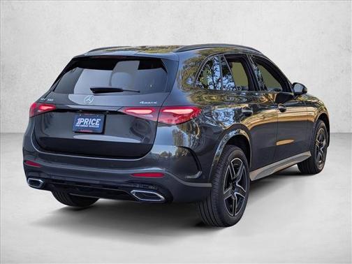 2025 Mercedes-Benz GLC 300 4MATIC