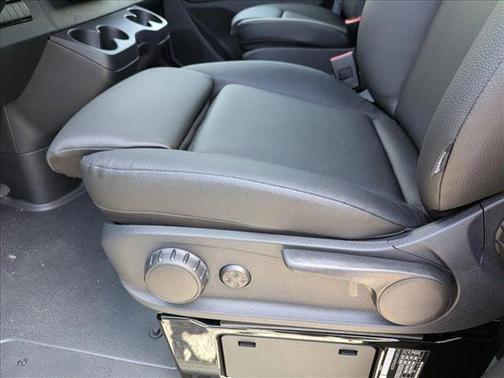 2025 Mercedes-Benz Sprinter 2500 Standard Roof