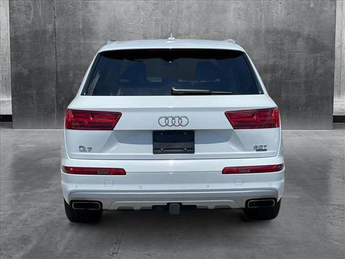 2018 Audi Q7 3.0T Prestige