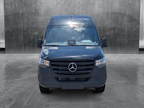 2025 Mercedes-Benz Sprinter 2500 Standard Roof
