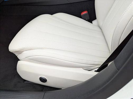 Polar White 2026 Mercedes-Benz E-Class E 350