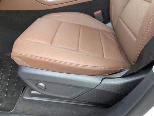 2026 Mercedes-Benz GLE 450e 4MATIC