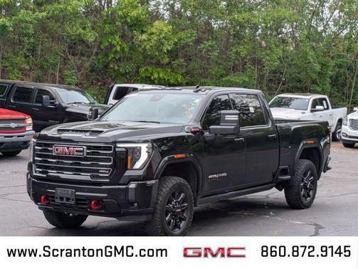 Onyx Black 2024 GMC Sierra 2500 AT4