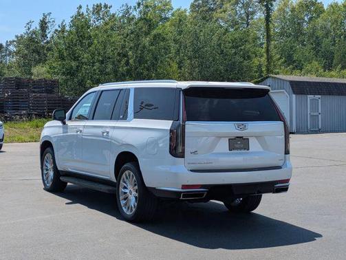 Crystal White Tricoat 2023 Cadillac Escalade ESV Premium Luxury