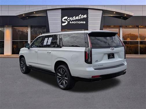 2021 Cadillac Escalade ESV Sport Platinum