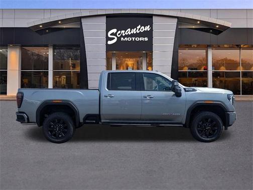 2025 GMC Sierra 2500 AT4