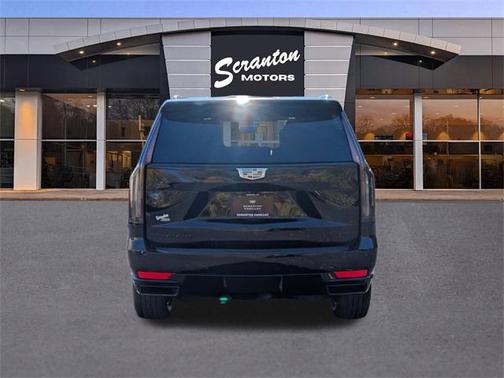 2023 Cadillac Escalade Sport Platinum
