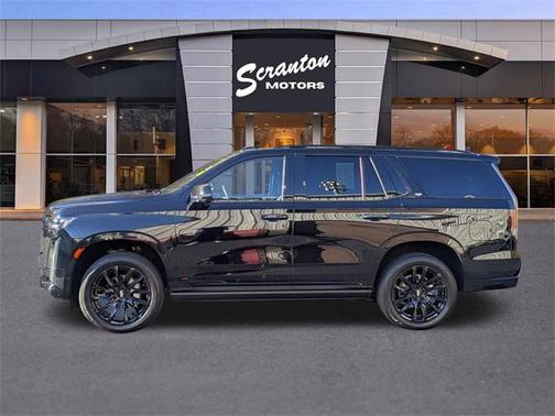 2023 Cadillac Escalade Sport Platinum