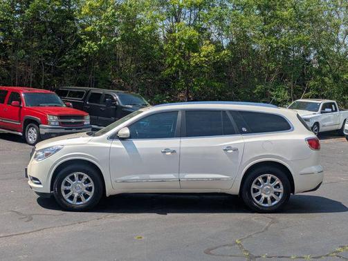 White Diamond Clearcoat 2014 Buick Enclave Premium
