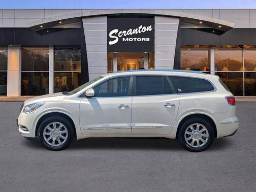 White Diamond Clearcoat 2014 Buick Enclave Premium