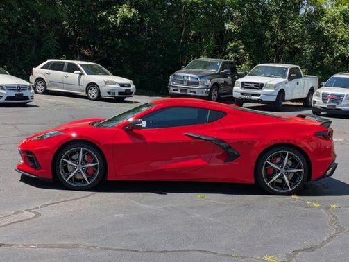Red 2021 Chevrolet Corvette Stingray w/2LT