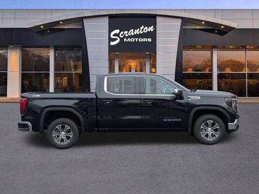 Onyx Black 2026 GMC Sierra 1500 SLE