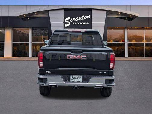 Onyx Black 2026 GMC Sierra 1500 SLE