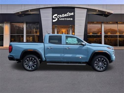 2025 GMC Canyon Denali