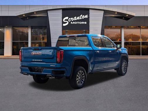 2022 GMC Sierra 1500 AT4