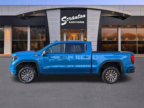 2022 GMC Sierra 1500 AT4