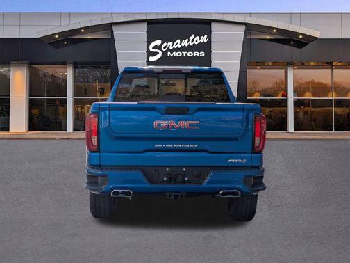 2022 GMC Sierra 1500 AT4