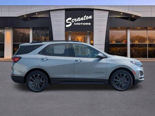 Sterling Gray Metallic 2023 Chevrolet Equinox FWD RS