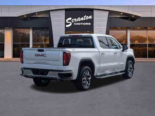 White Frost Tricoat 2024 GMC Sierra 1500 SLT