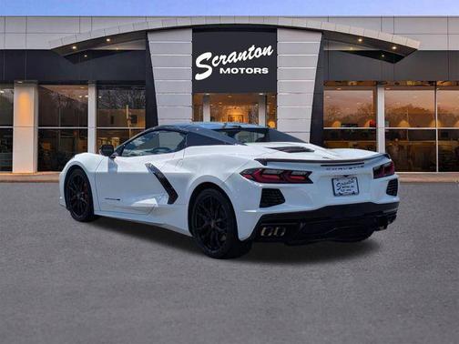 Arctic White 2024 Chevrolet Corvette Stingray w/1LT