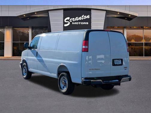 2025 GMC Savana 2500 Work Van